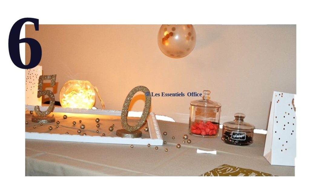 Décoration et mise en place anniversaire 50ans mariage blanc et or